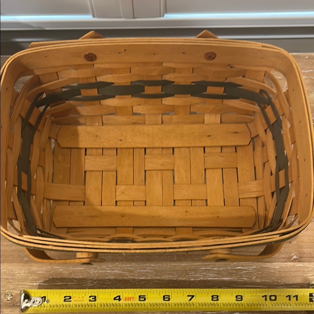 Longaberger Brown Holiday Cheer Basket with Green Liner - Picture 16 of 16